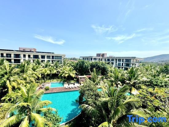 Annual Pool Holiday Apartment (Yalong Bay Branch) — фото 1