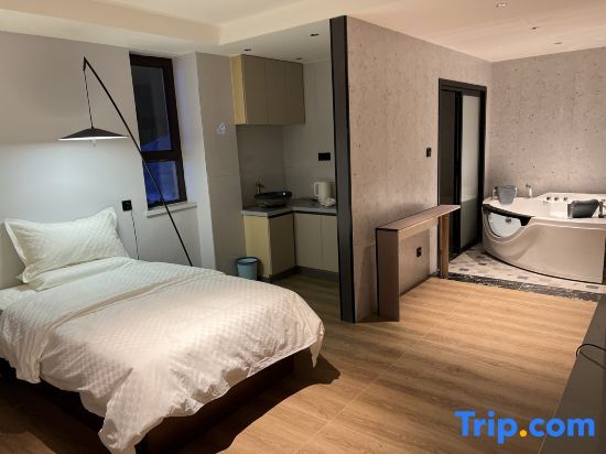 Алтай: F.Home Pengyou Mountain Residence (Jiangjunshan International Ski Resort)