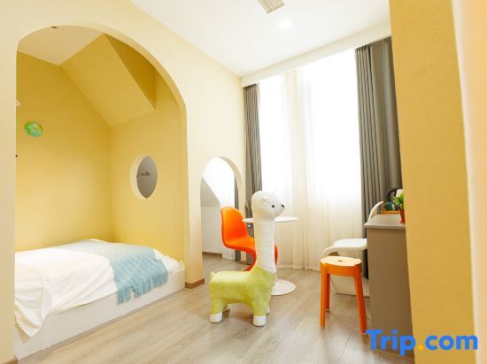 Цзиндэчжэнь: Qingxuan Xiaozhu Homestay (Taoxichuan Branch)