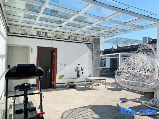 Дали: Shiyanyue Homestay