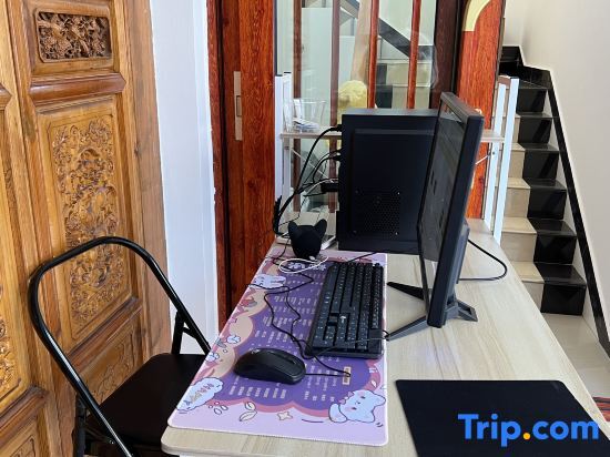 Дали: Shiyanyue Homestay