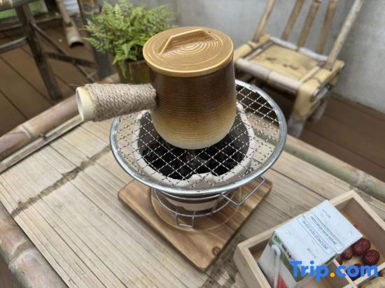 Чичжоу: Jiuhua Mountain Bamboo Mountain Homestay (Meat Body Palace)