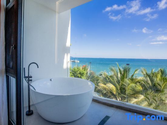Санья: Sanya Panda's Powder House Sea View Beautiful Suites