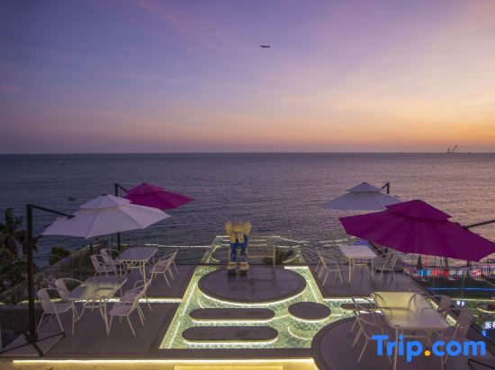 Санья: Sanya Panda's Powder House Sea View Beautiful Suites