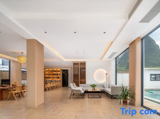 Яншо: Shijian Homestay (Yangshuo Yulong River Qiangu Scene District Store)