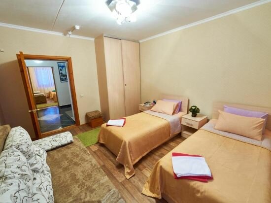 Зеленая Поляна: Guest House Snezhniy Bars