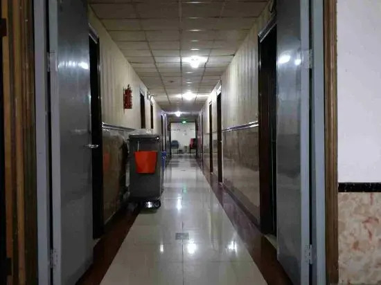 Нинбо: Ningbo Buzheng Hotel