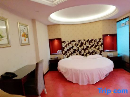 Иу: Dongyang Nuanyang Hotel