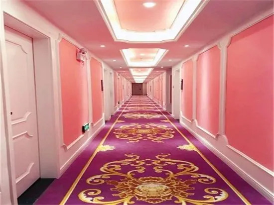 Ухань: 1314 Lovers Theme Hotel (Wuhan Wuchang Railway Station Store)