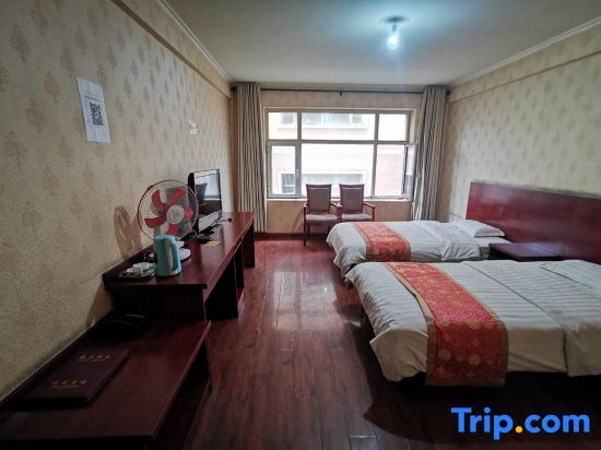 Урумчи: Urumqi Hongyun Business Hotel