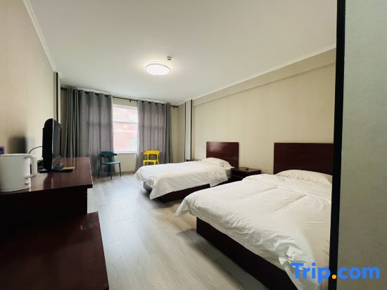 Урумчи: Urumqi Hongyun Business Hotel