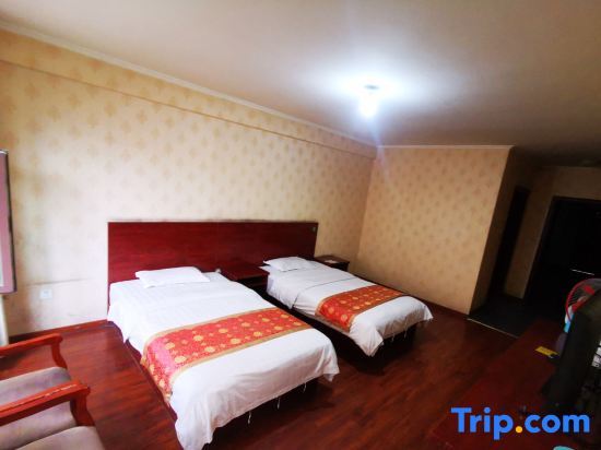 Урумчи: Urumqi Hongyun Business Hotel