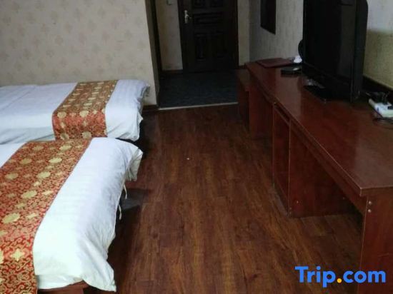 Урумчи: Urumqi Hongyun Business Hotel