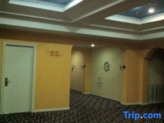 Цзиньхуа: Jinhua Jinlongge Fashion Hotel