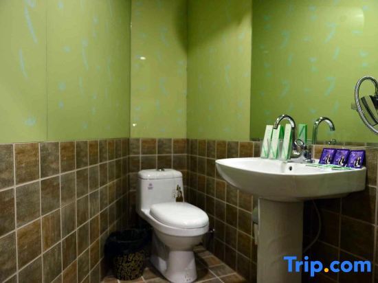 Харбин: Harbin Spruce International Youth Hostel