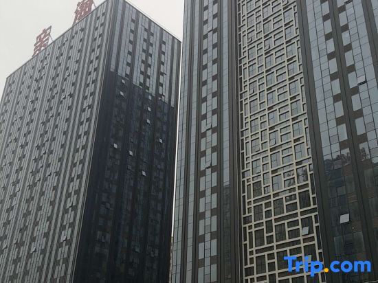Jinzichen hotel in Taiyuan — фото 1