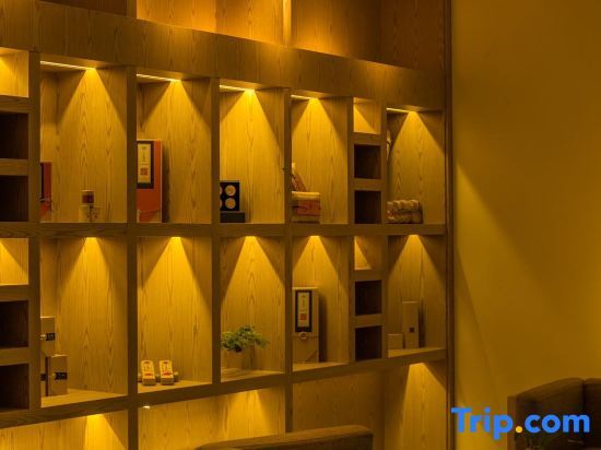 Чэнду: Theme Care U Well Hotel (Chengdu East Railway Station 468)