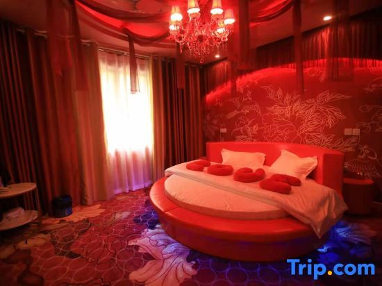 Чунцин: Stone Pill Taoyuan Theme Hotel