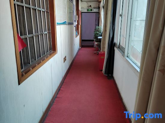 Шиянь: Shiyan Accommodation in Wulingyuan