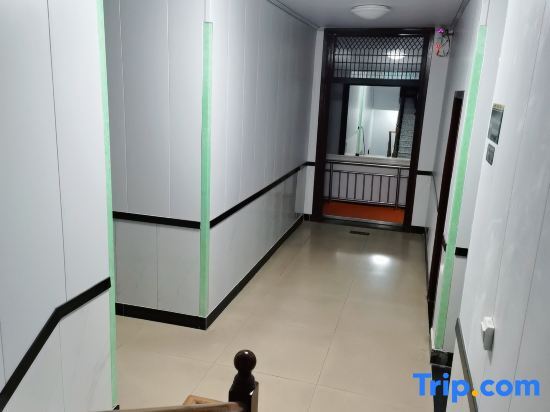 Юньчэн: Linyi Jinyuan Hotel