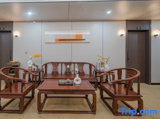 Сяньнин: Holiday Inn Jiugongshan Tongshan