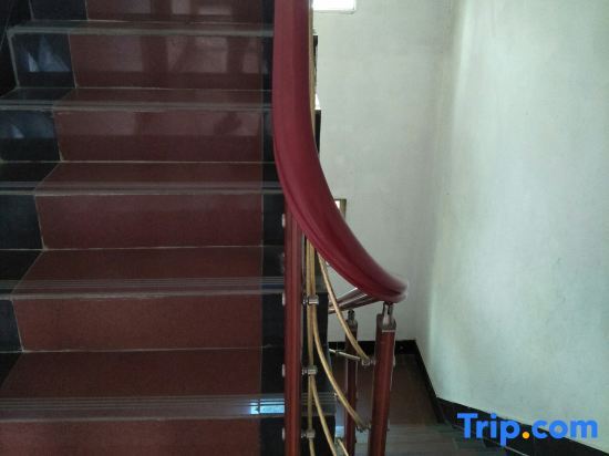 Хуанган: Luotian Impression Hongye Mountain Villa