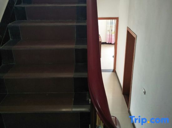 Хуанган: Luotian Impression Hongye Mountain Villa