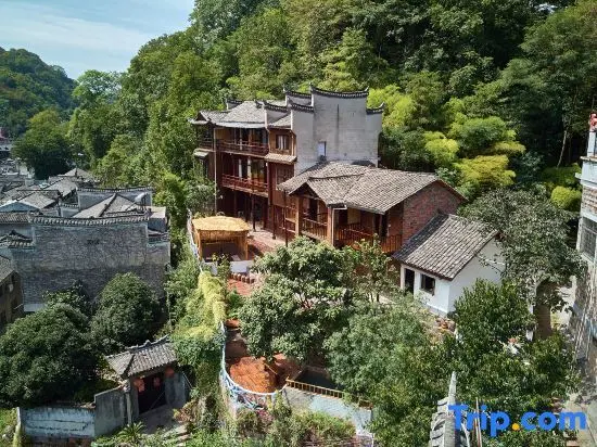 Сянси: Phoenix Xinsu Light Luxury Courtyard Homestay (Hongqiao Branch)