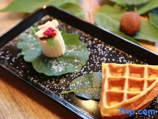 Цзинань: Jiurushan Hongyanrong Wooden Barrel Hotel