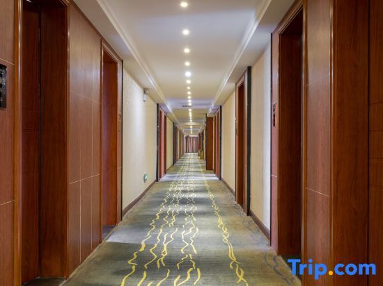Дунгуань: Jiayuyuexiang Hotel (Dongguan Tangxia Pingshan Hengda Life Plaza Branch)