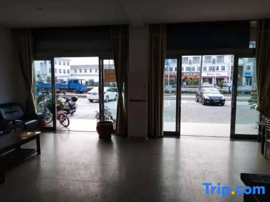 Тайчжоу: Taizhou Dongxing Business Hotel