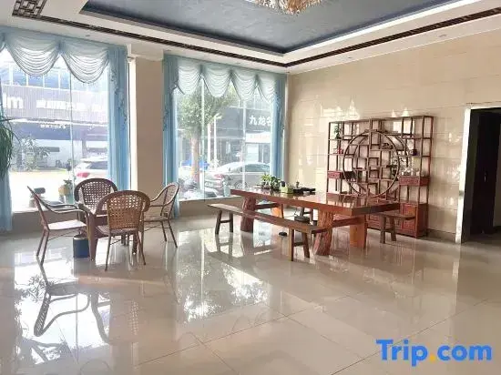 Лебайдао: Kaiyuan Hongfa Business Hotel