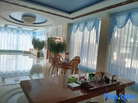 Лебайдао: Kaiyuan Hongfa Business Hotel