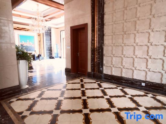 Далянь: Fashion Express Short-term Rental Apartment (Zhuanghe Xintiandi Huafu Branch)