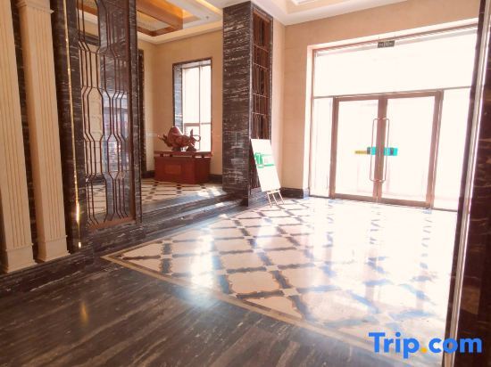Далянь: Fashion Express Short-term Rental Apartment (Zhuanghe Xintiandi Huafu Branch)