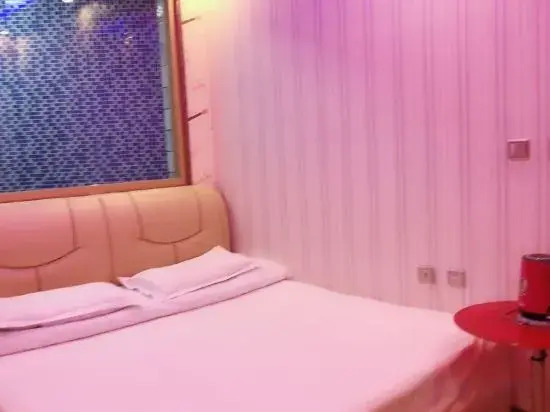 Цицикар: Locomotive Movie Theme Hotel