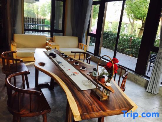 Янчжоу: Qijiantang Slender West Lake Scenic Area Resort Hotel (Yudi Museum)
