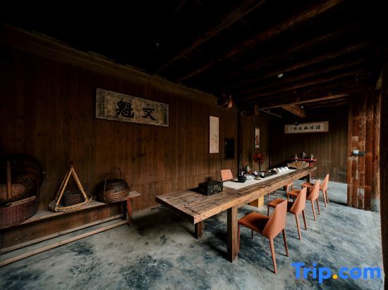 Жангжоу: Yunshui Ruyi Travel And DL Tulou Culture B&B