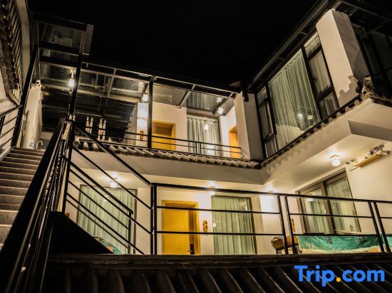 Дали: Dali Fengyi Hefeng Homestay