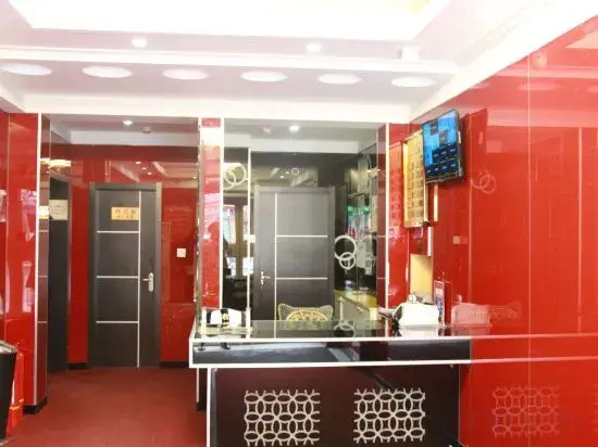 Харбин: Longjiang Express Fashion Hotel (Harbin East Railway Station Sankeshu Passenger Transport Station)