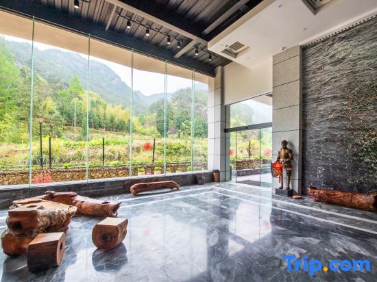 Тайчжоу: Xianju Shiyingjie Camping Parent-child Hotel