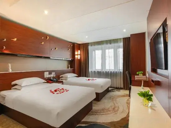 Цзуньи: JiuLong Hotel