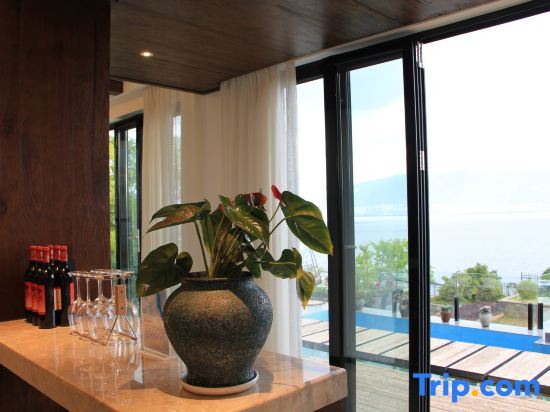 Дали: Dali Junbo Tea Yun Theme Seaview Homestay