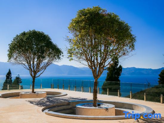 Юйси: Rousseau homestay in Fuxian Lake