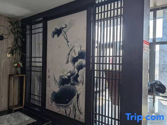 Карамай: Holiday Inn Karamay Yuxuan