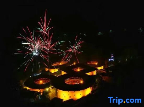 Жангжоу: Nanjing Tulou Wenchanglou Homestay