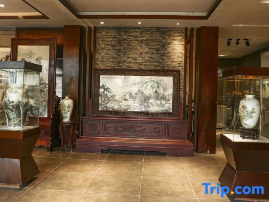 Цзиндэчжэнь: Homestay (China Ceramics City )