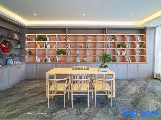 Цюаньчжоу: City Shiyou Cinema Hotel (Anxi Qingxi Bridge)