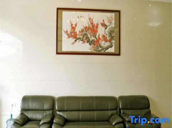 Лючжоу: Deyueting Hotel (Liuzhou No.1 Middle School Shop)