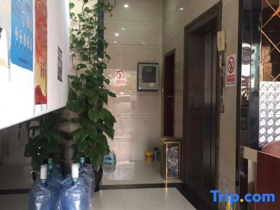 Шаньвэй: Haifeng Wanli Apartment